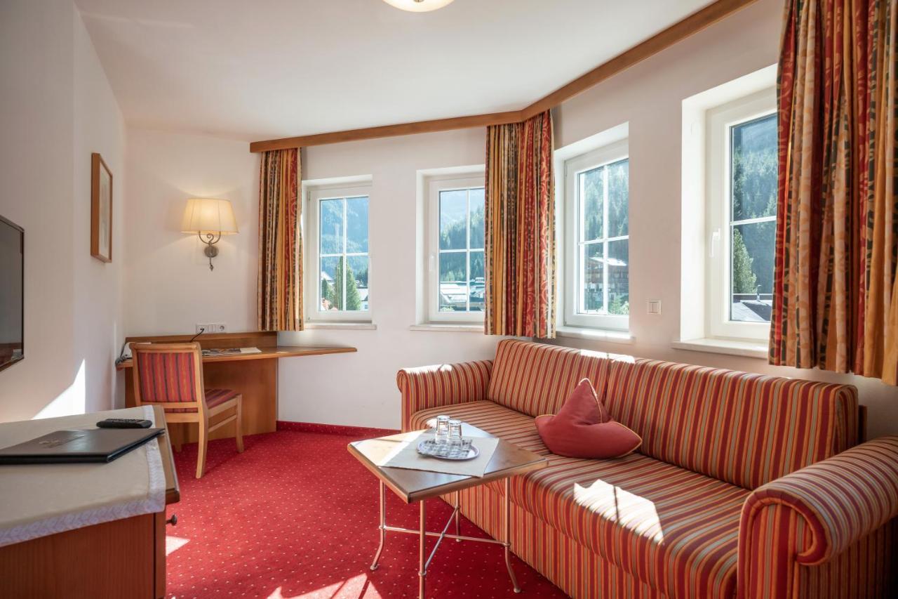 Hotel Maria Theresia ゲルロス エクステリア 写真